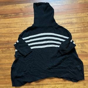 360 Sweater 100% Cashmere Poncho Turtleneck Gray Stripes Sweater size S